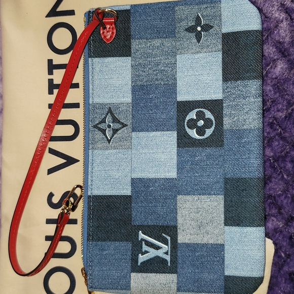 Louis Vuitton Patchwork Denim Wristlet Pouch Giant Monogram Pochette - Picture 13 of 13